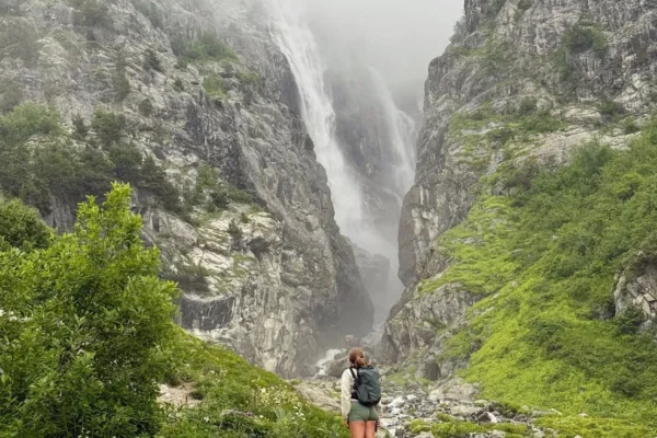 Shdugra Waterfall (Hiking)